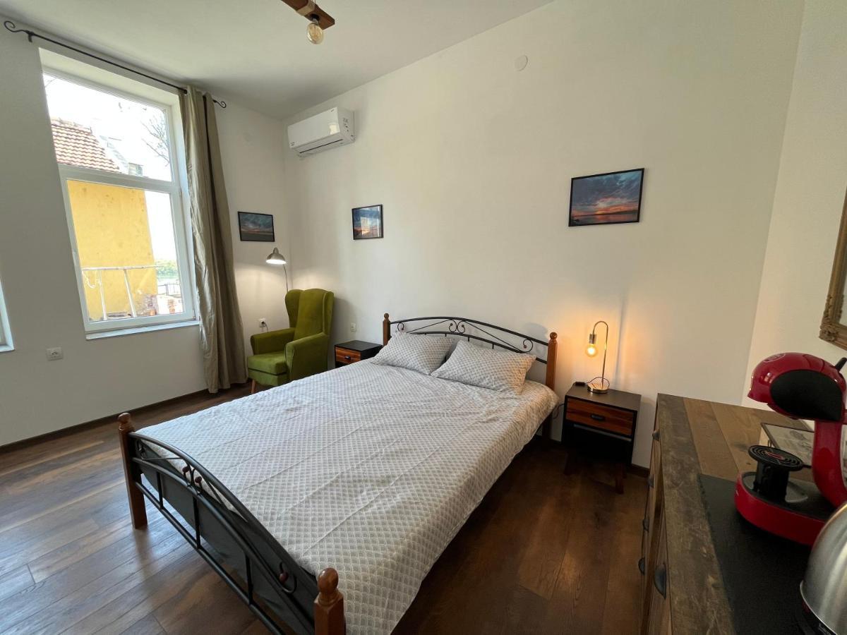 Prista Guest Rooms Русе Экстерьер фото