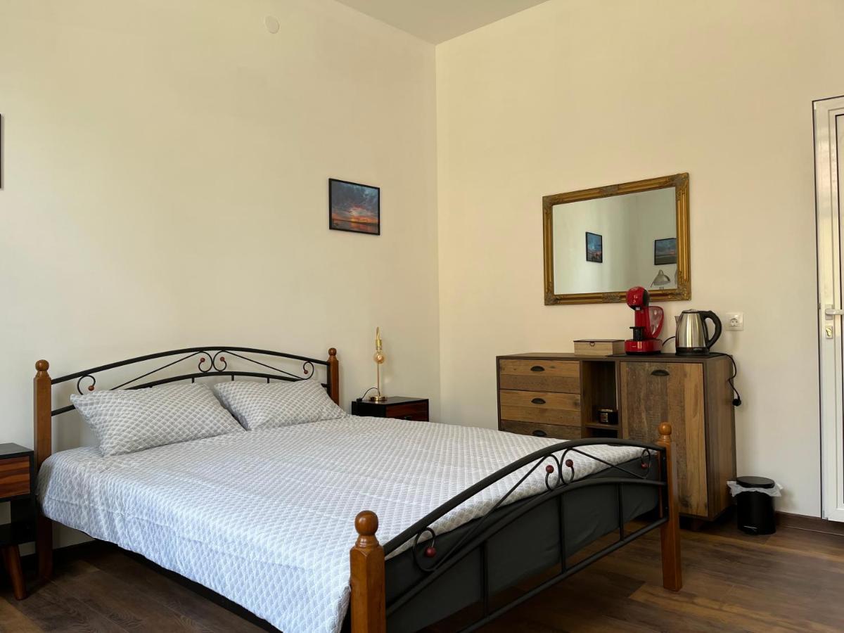 Prista Guest Rooms Русе Экстерьер фото