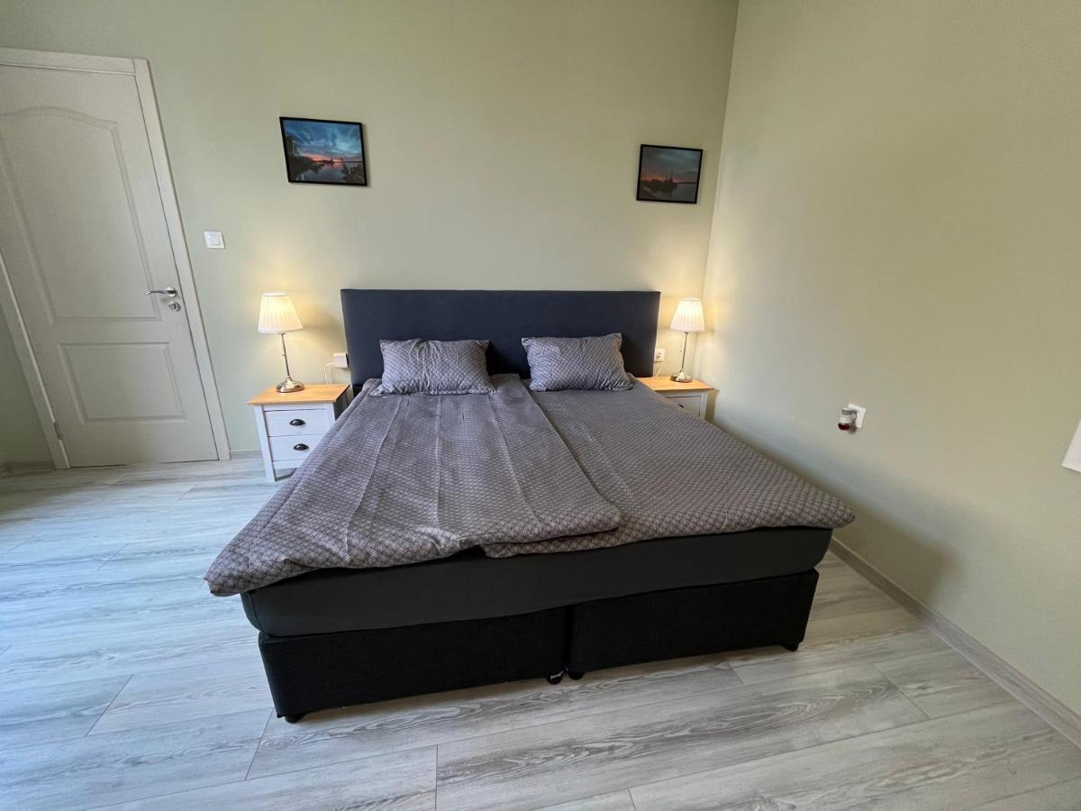 Prista Guest Rooms Русе Экстерьер фото